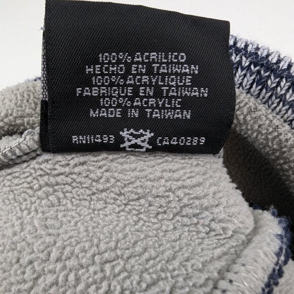 Georgetown Hoyas New Era Embroidered G Logo Men Blue Gray Beanie with Pom Pom - Picture 6 of 8